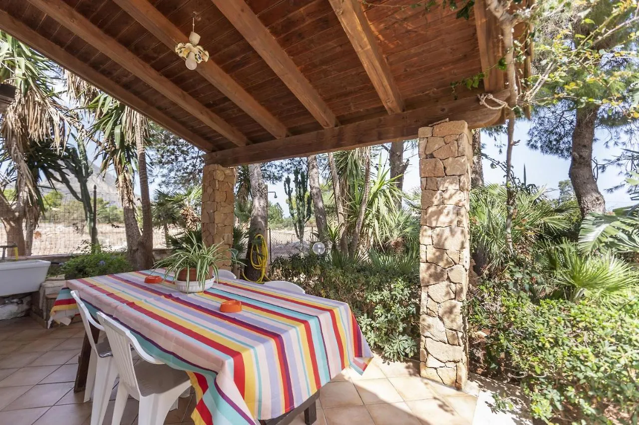 Vacanze E Relax Frassino Custonaci 0*,  Itália